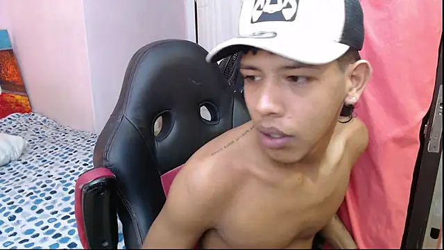 mr stiven  online show from January 2025 08:57:02 AM