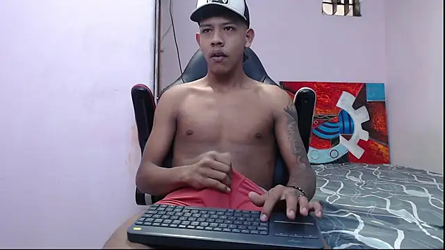 mr stiven  online show from February 2025 07:13:02 AM