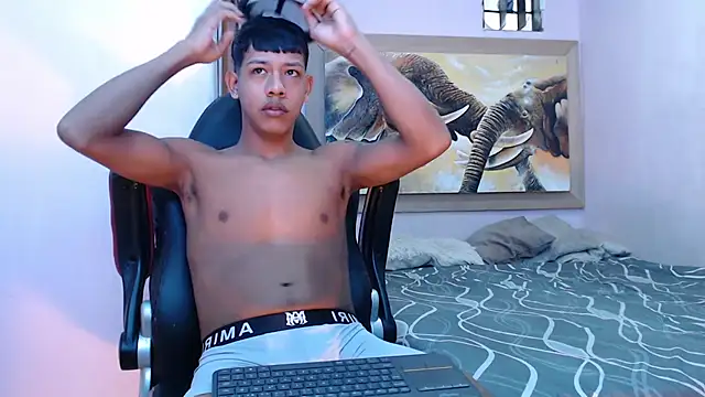 mr stiven  online show from March 2025 02:58:01 AM