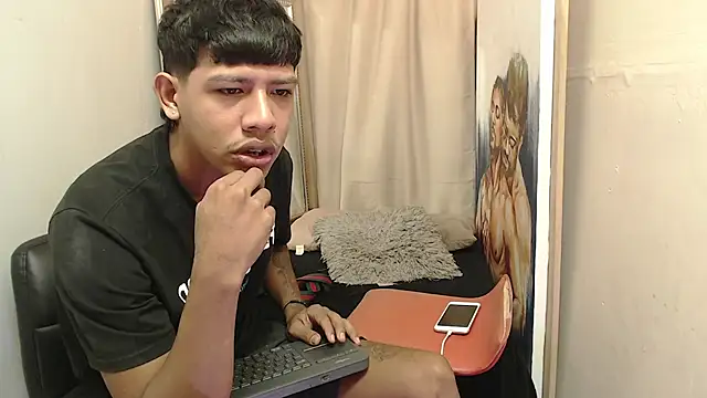 mr stiven  online show from November 2025 02:17:02 AM