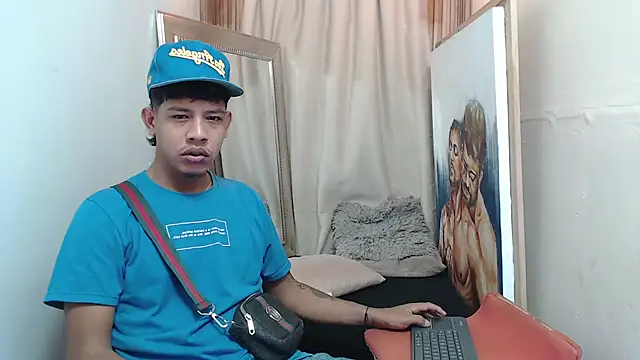 mr stiven  online show from November 2025 02:33:02 AM