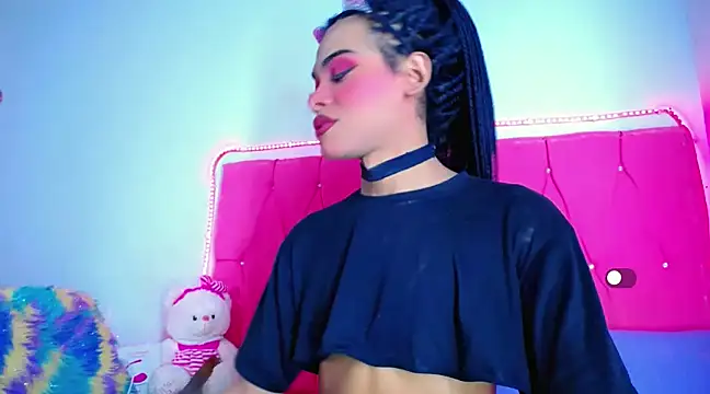 Theylor Rouse online show from January 2025 04:30:01 AM