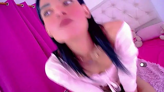 Theylor Rouse online show from July 2026 07:39:02 AM