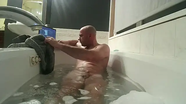 Snapshot of Nickj630 chatting on December 2025 02:17:02 AM Nickj630 online show from December 2025 02:17:02 AM