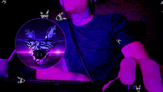 HappyZebra13 online show from February 2025 04:00:02 PM