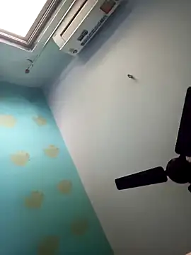 Smarterboytravel online show from January 2025 07:52:02 AM