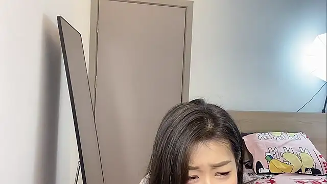 Snapshot of Bella-LL chatting on March 2025 07:23:01 PM Bella-LL online show from March 2025 07:23:01 PM