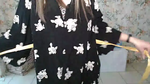 Lina Star S online show from February 2025 10:21:02 AM