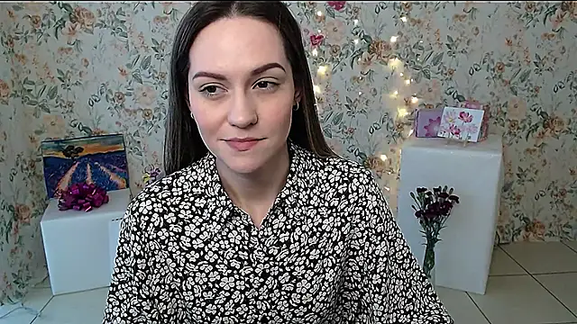 Lina Star S online show from March 2025 07:41:01 AM