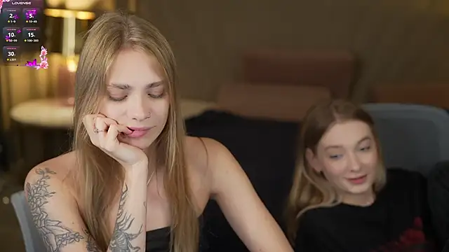 Snapshot of Ewa_Pearl chatting on September 2025 02:16:02 PM Ewa Pearl online show from September 2025 02:16:02 PM