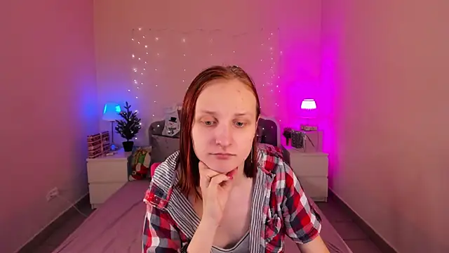 Snapshot of SallyFishery chatting on January 2025 01:53:02 AM SallyFishery online show from January 2025 01:53:02 AM