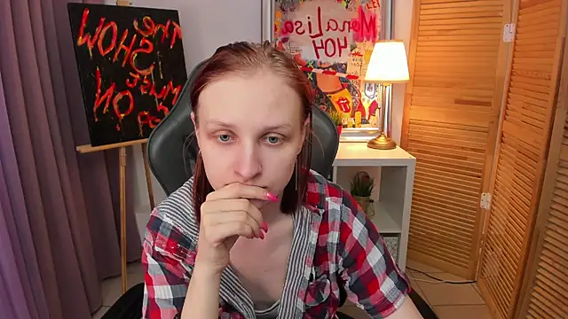 Snapshot of SallyFishery chatting on January 2025 01:42:02 AM SallyFishery online show from January 2025 01:42:02 AM