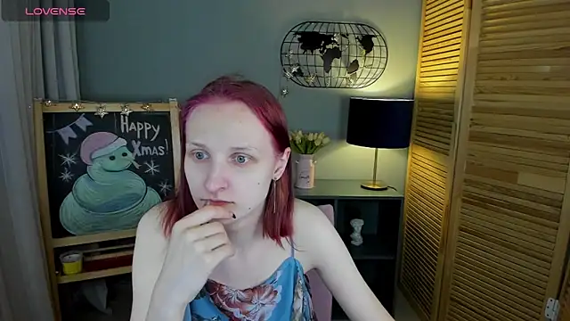 Snapshot of SallyFishery chatting on February 2025 01:45:02 AM SallyFishery online show from February 2025 01:45:02 AM