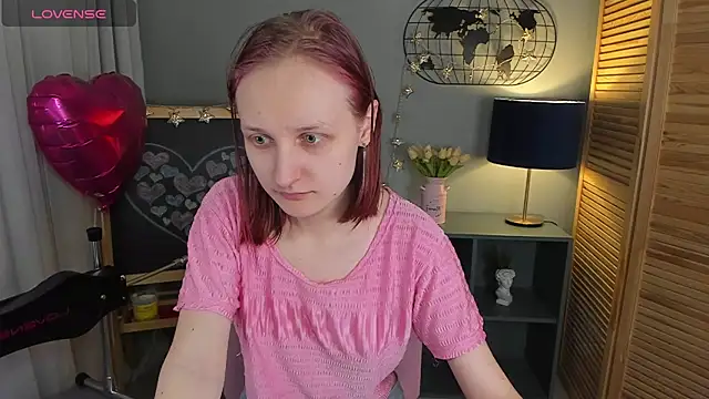 Snapshot of SallyFishery chatting on February 2025 08:07:01 AM SallyFishery online show from February 2025 08:07:01 AM