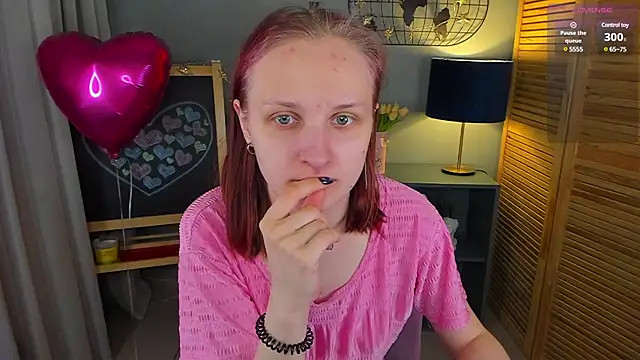 Snapshot of SallyFishery chatting on March 2025 01:17:02 AM SallyFishery online show from March 2025 01:17:02 AM