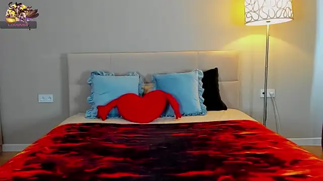 Snapshot of SallyFishery chatting on September 2025 02:11:02 AM SallyFishery online show from September 2025 02:11:02 AM