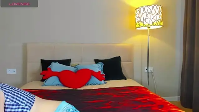 Snapshot of SallyFishery chatting on September 2025 01:27:02 AM SallyFishery online show from September 2025 01:27:02 AM