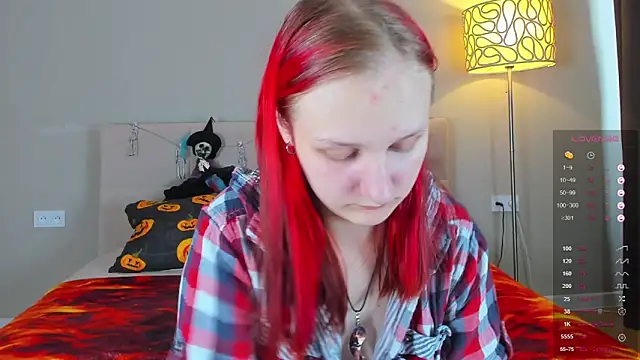 Snapshot of SallyFishery chatting on October 2025 04:24:01 AM SallyFishery online show from October 2025 04:24:01 AM