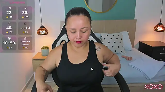 linda rios  online show from March 2025 07:06:02 PM