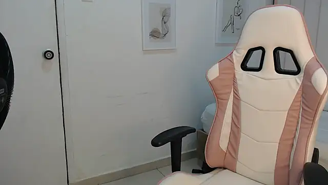 africa holmes online show from January 2025 12:35:01 PM