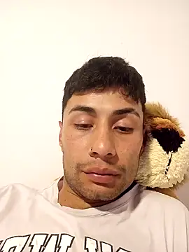 Snapshot of 1418edwar chatting on December 2024 01:02:02 AM 1418edwar online show from December 2024 01:02:02 AM