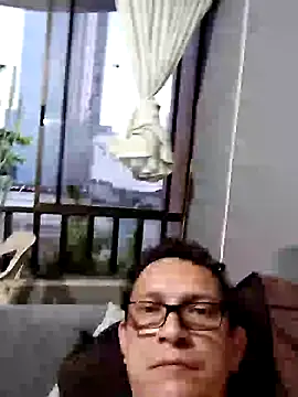 Bombi22 online show from December 2024 10:45:01 PM