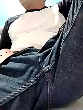 Bombi22 online show from January 2025 03:46:01 AM