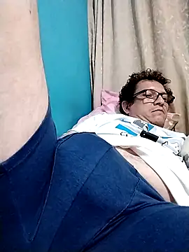 Bombi22 online show from February 2025 06:54:01 AM