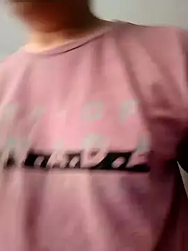 Bombi22 online show from February 2025 06:26:02 PM