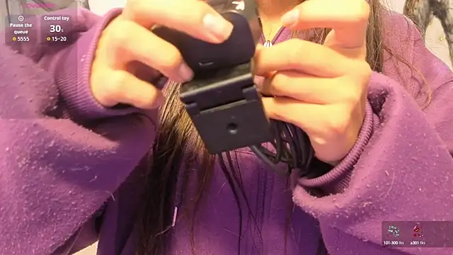 kittystart tay online show from October 2025 11:46:02 AM