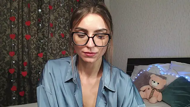 Lesyisme online show from February 2025 09:55:01 AM