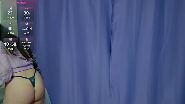 Snapshot of Lana__Cute_ chatting on January 2026 02:11:01 PM Lana Cute online show from January 2026 02:11:01 PM