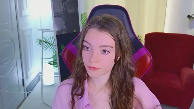 Lana  Cute  online show from July 2026 03:19:02 PM