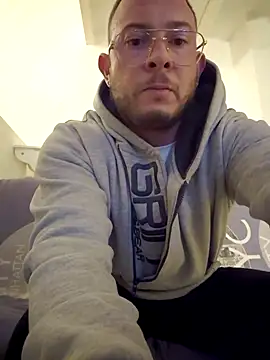 Snapshot of jourdinio13 chatting on February 2025 01:12:02 AM jourdinio13 online show from February 2025 01:12:02 AM