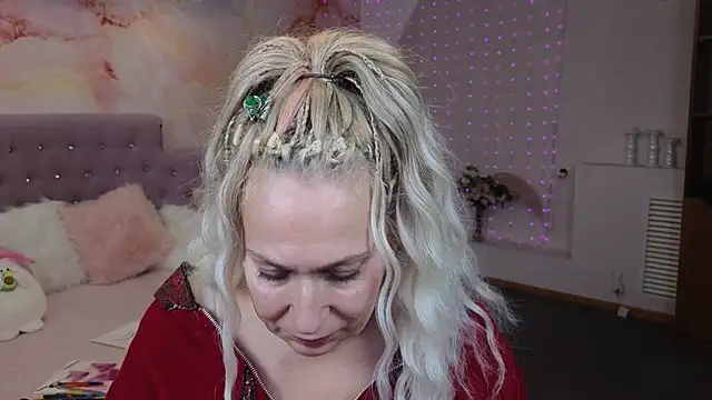 Penelope Pinky online show from January 2025 05:44:02 PM