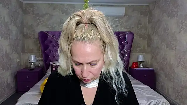 Penelope Pinky online show from January 2025 04:46:02 PM