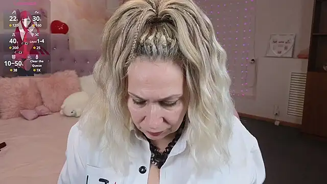 Penelope Pinky online show from February 2025 05:58:02 PM