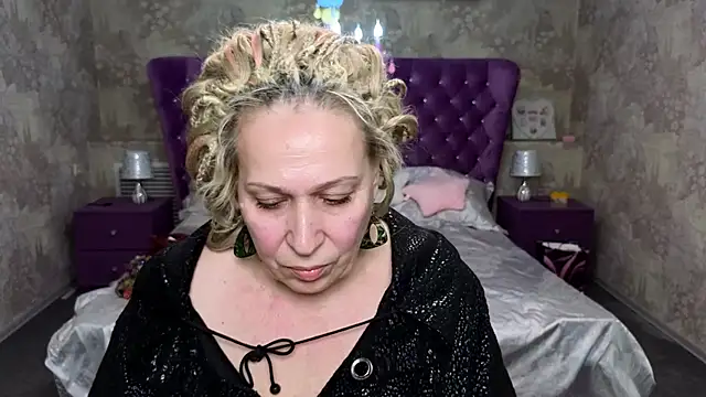 Penelope Pinky online show from February 2025 02:30:01 PM