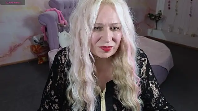 Penelope Pinky online show from May 2026 02:14:02 PM