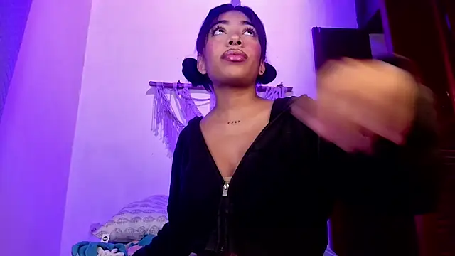 Snapshot of anais_tgn chatting on October 2025 10:25:01 AM anais tgn online show from October 2025 10:25:01 AM