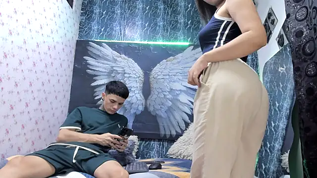 Snapshot of exotic_hot_couple chatting on March 2026 10:53:01 PM exotic hot couple online show from March 2026 10:53:01 PM