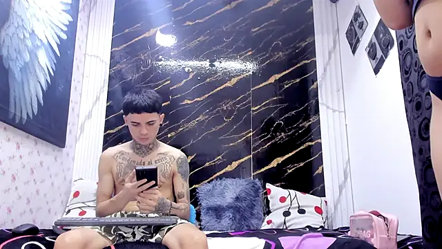 exotic hot couple online show from May 2026 10:06:02 PM