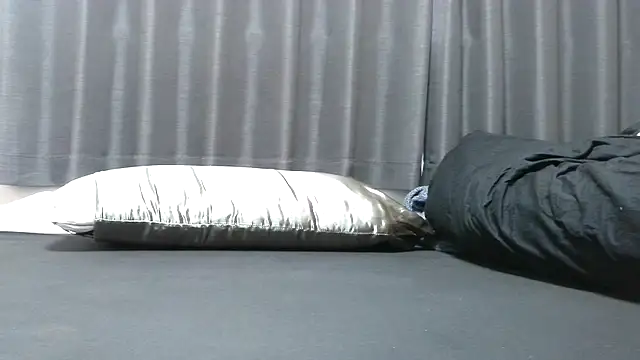 Snapshot of da_ichi chatting on October 2025 01:45:02 PM da ichi online show from October 2025 01:45:02 PM