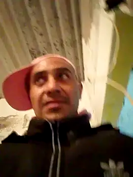 Snapshot of NewBe9D9 chatting on March 2025 09:32:02 AM NewBe9D9 online show from March 2025 09:32:02 AM