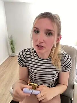 Snapshot of AnnyBelleX chatting on April 2026 02:41:01 PM AnnyBelleX online show from April 2026 02:41:01 PM