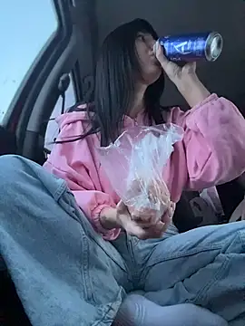 JulliaVegas online show from January 2026 02:28:02 AM