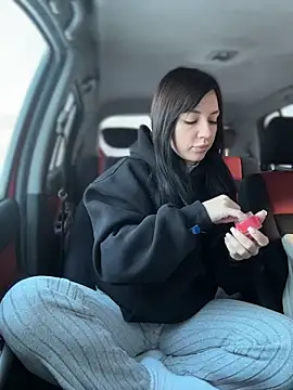 JulliaVegas online show from March 2026 01:40:02 AM