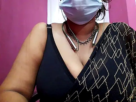 Snapshot of Tamilsathya2024 chatting on February 2025 03:05:02 PM Tamilsathya2024 online show from February 2025 03:05:02 PM