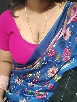 Snapshot of Tamilsathya2024 chatting on November 2025 02:45:02 AM Tamilsathya2024 online show from November 2025 02:45:02 AM