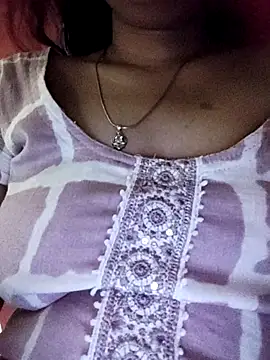 Snapshot of sunita-doll chatting on March 2025 09:44:02 AM sunita-doll online show from March 2025 09:44:02 AM